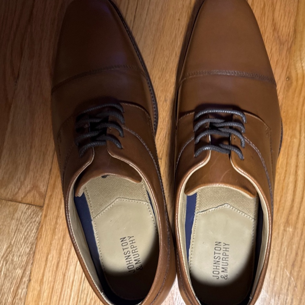 Johnston & Murphy Men's Brown Leather Derbys - Picture 7 of 8